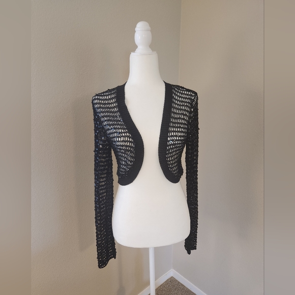 Black Sequin Long Sleeve Sheer Crop Cover - Enhance any top instantly 😃 - Picture 2 of 9